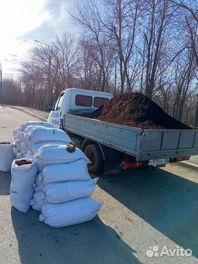 Навоз перегной россыпью и мешками