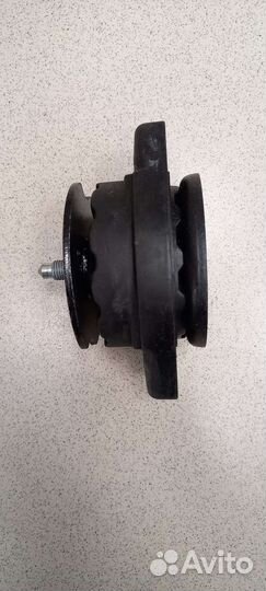 Опора двигателя задняя кпп VW transporter T4 93-96