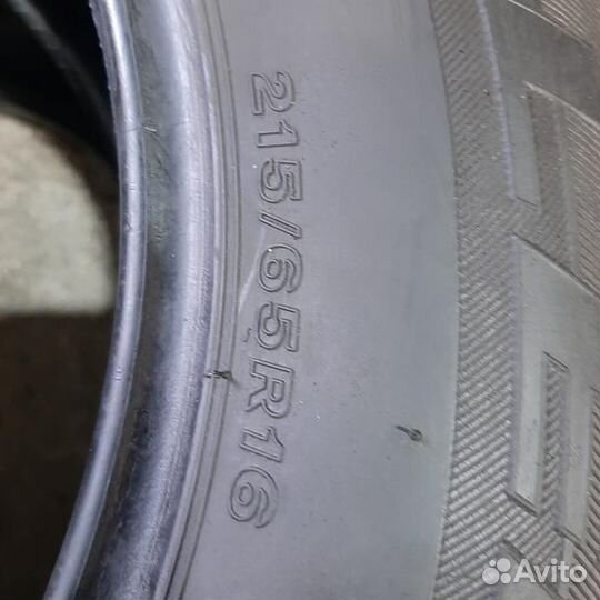 Bridgestone Dueler H/P Sport 215/65 R17
