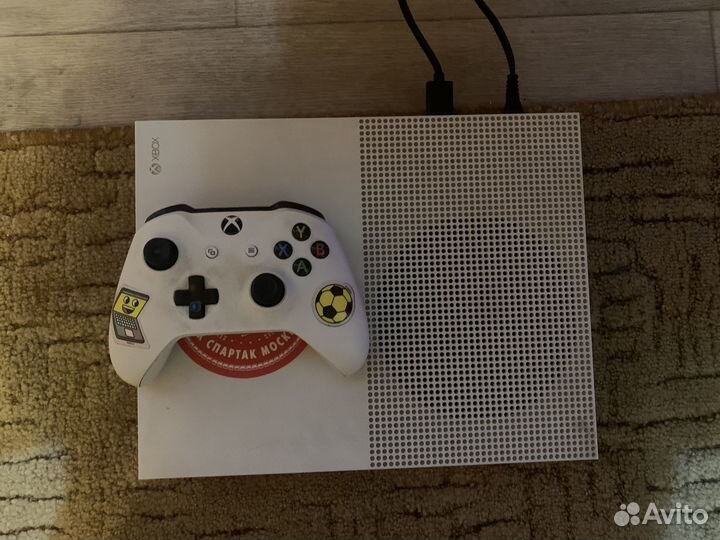 Xbox One s 1tb с играми