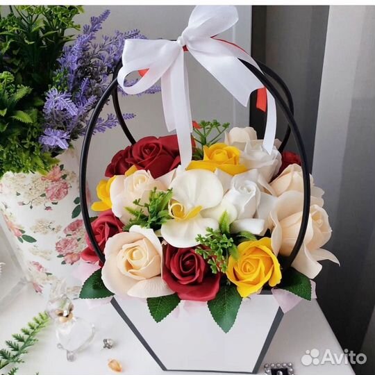 Корзины из мыльных цветов, подарок учителю