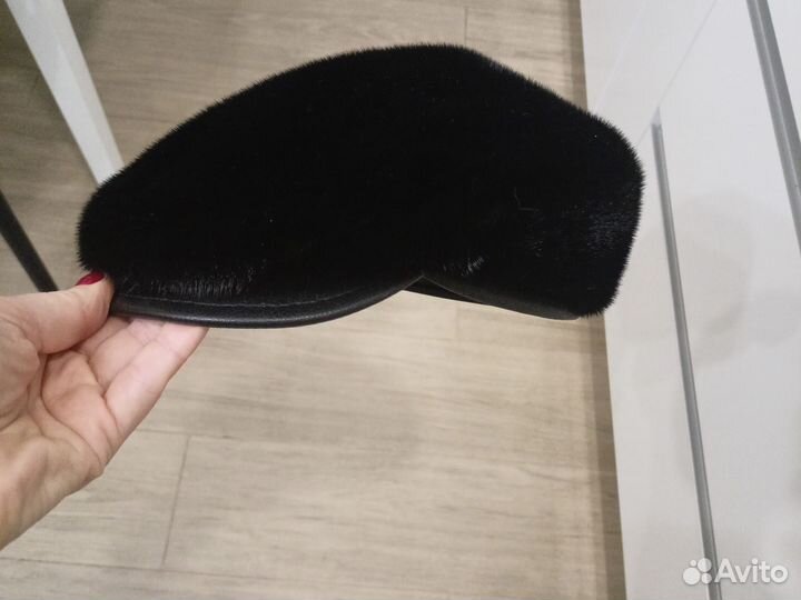 Меховая мужская кепка