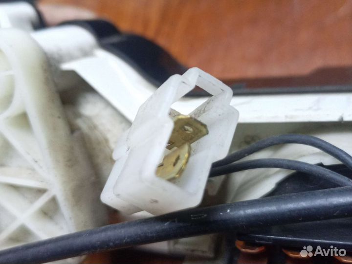 Блок управления отопителем Mitsubishi Galant 7