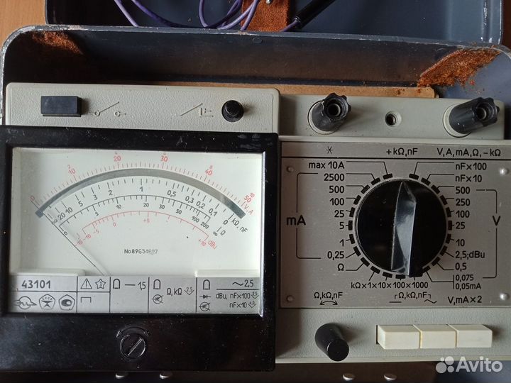 Прибор электроизмерительный комбинированный СССР
