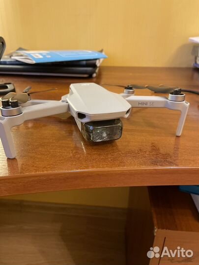 Квадрокоптер dji mini se fly more combo