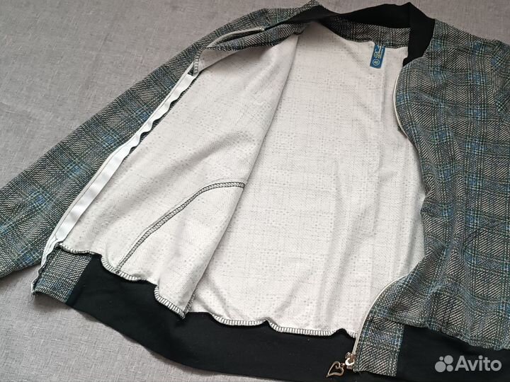 Кофта на замке женская бомбер 42-44