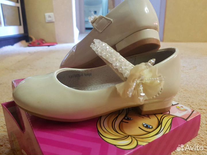 Туфли для девочки 26р