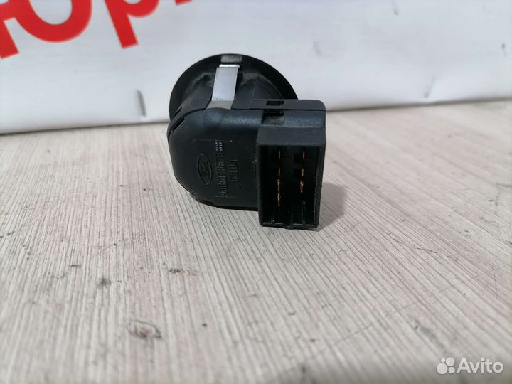 Блок управления зеркалами Ford Fiesta