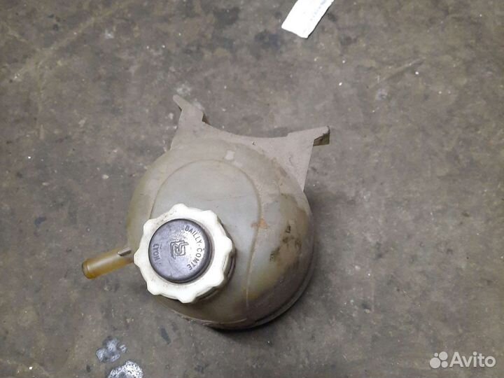 Расширительный бачек Renault megane 1