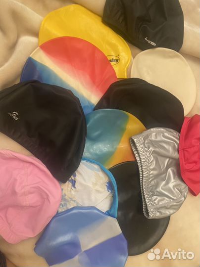 Шапочки для бассейна разные новые/почти новые