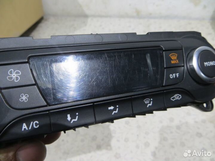 Блок управления отопителем Ford Mondeo 4