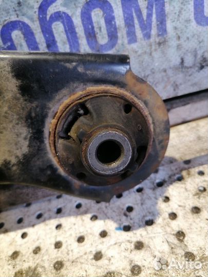 Рычаг передний левый Nissan Tiida