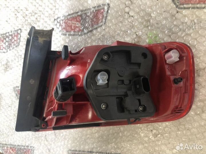 Фонарь задний левый в крыло Ауди А4B8