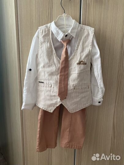 Рубашки и брюки доя мальчика