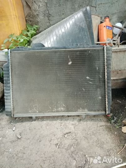 Запчасти на мерседес w202 C180