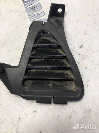 Решетка вентиляционная для Mitsubishi Lancer 10