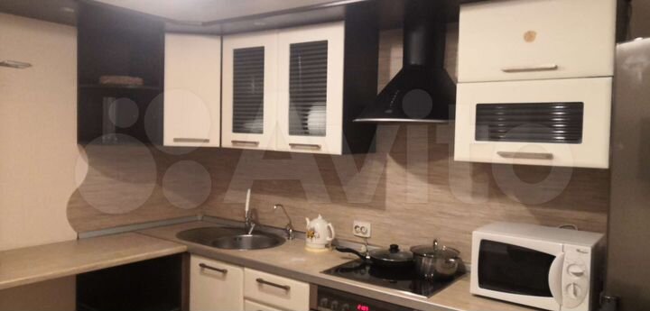 2-к. квартира, 63 м², 13/16 эт.