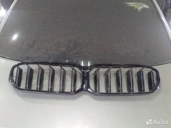 Решетка радиатора BMW