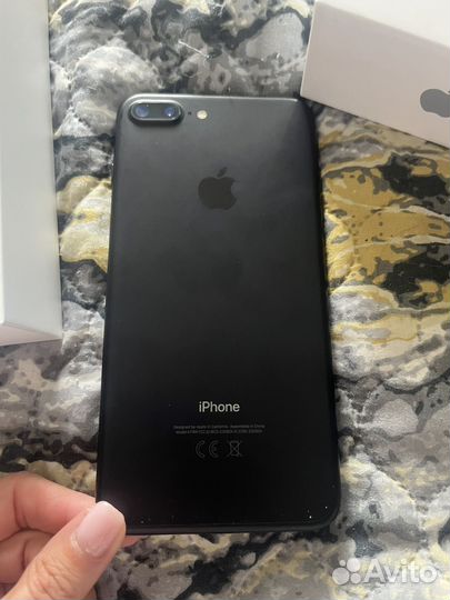 Телефон iPhone 7 plus 256 мб