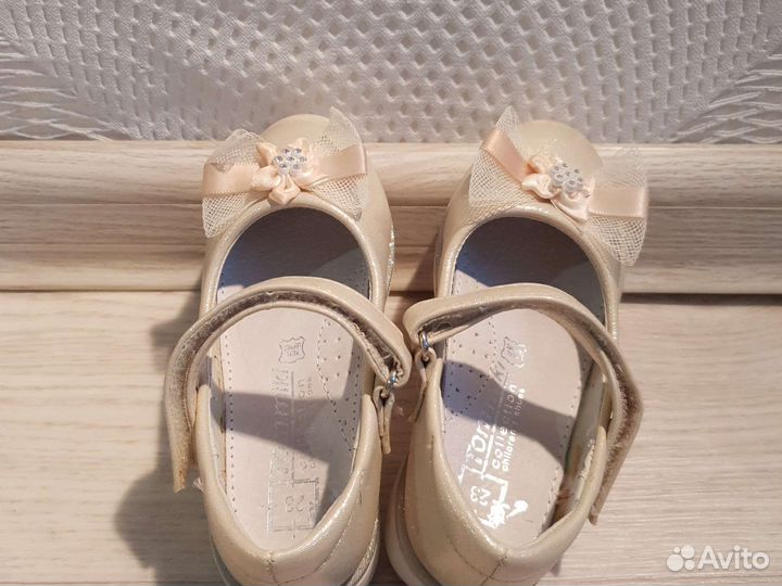 Туфли для девочки 23 размер