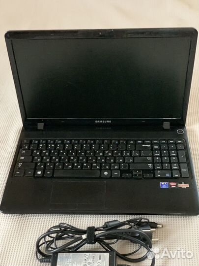 Ноутбук samsung