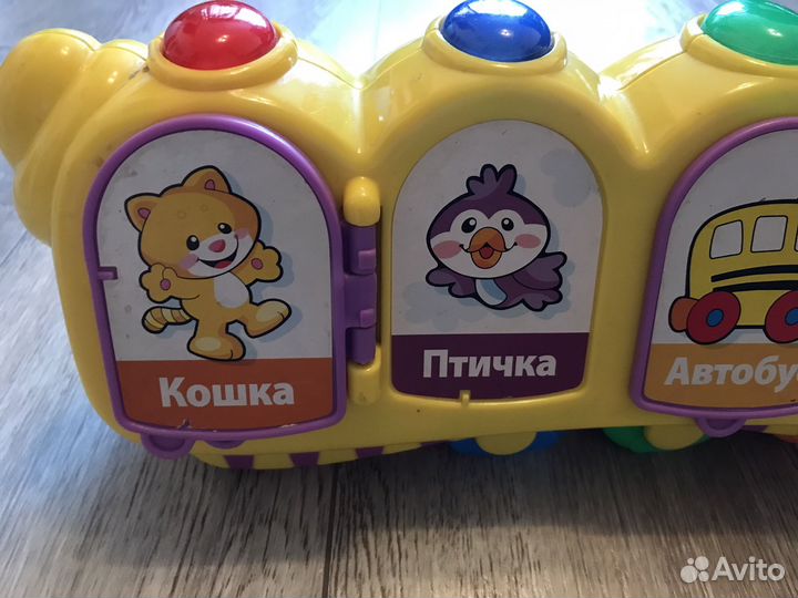 Веселая гусеница Fisher Price развивающая игрушка