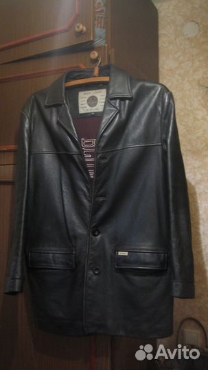 Кожаную куртку-пиджак осень-весна
