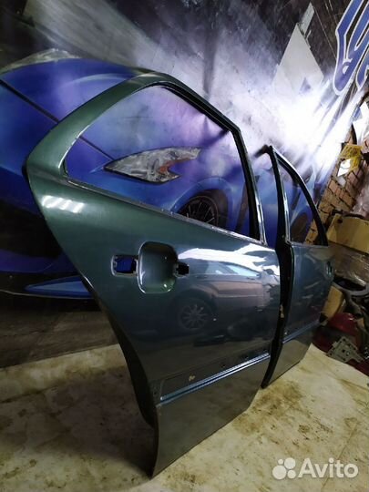 Дверь задняя левая mercedes W202 C-Class