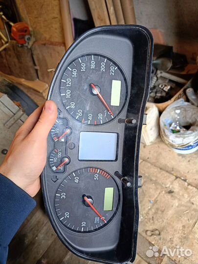 Приборная панель