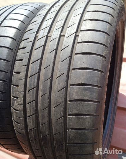 Goodyear EfficientGrip Performance 225/45 R17