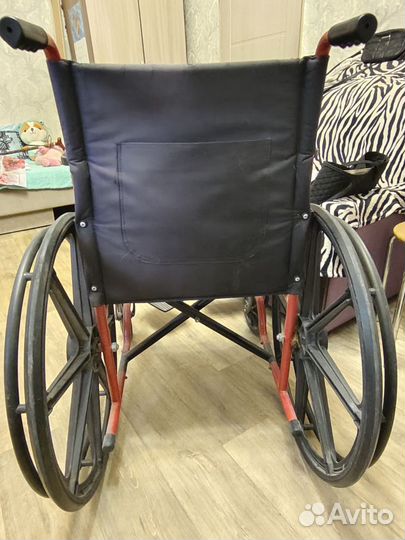 Инвалидная коляска