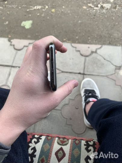 iPhone X, 64 ГБ