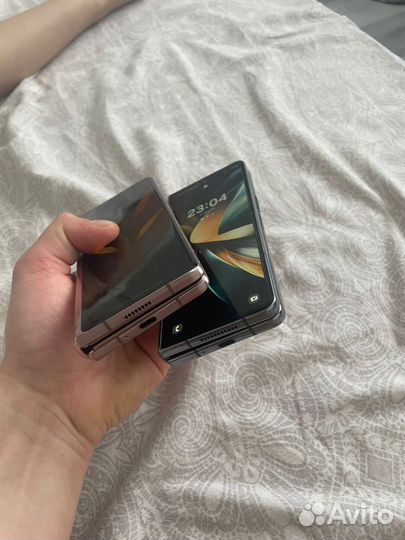 Samsung Galaxy Z Fold2, 12/256 ГБ