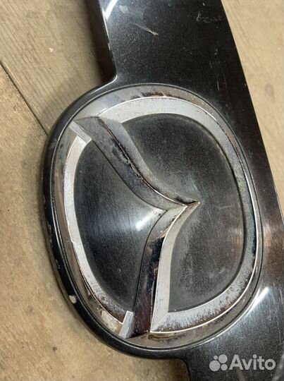 Накладка крышки багажника Mazda CX 7
