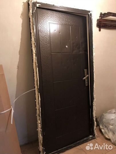 Дверь входная металлическая