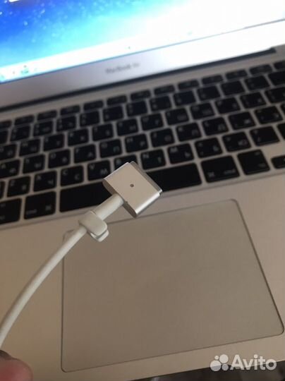 Macbook air 13 mid 2013 A1466 как новый