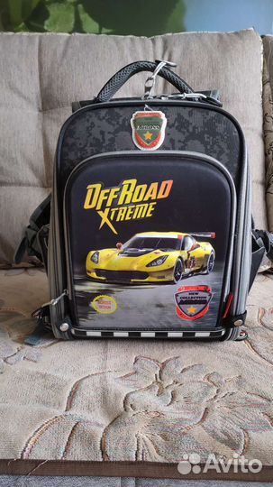 Школьный рюкзак