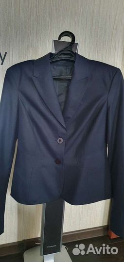 Костюм женский