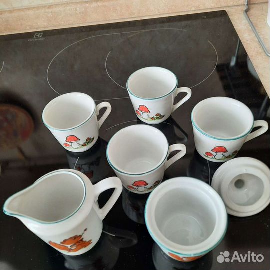 Детский чайный сервиз винтаж