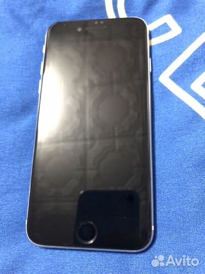 Телефон iPhone