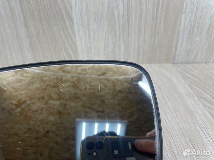 Зеркальный элемент передний левый Hyundai Solaris