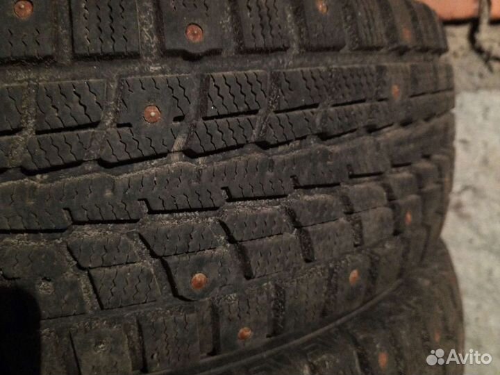 Dunlop SP Winter Ice 01 185/70 R14 88T