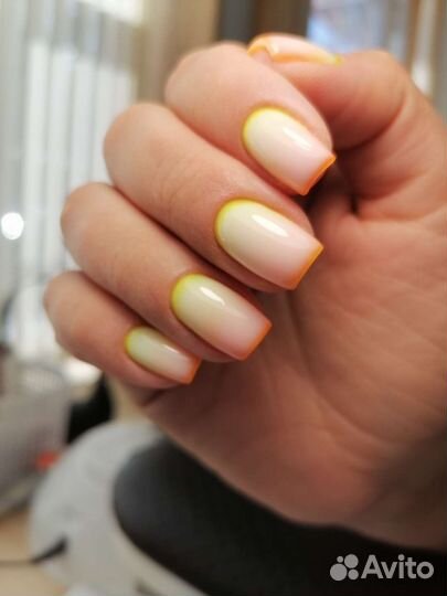 Мастер маникюра и педикюра