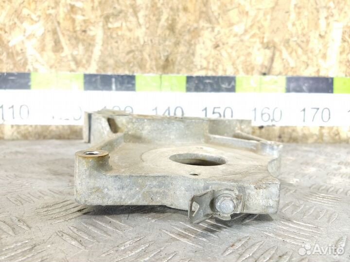 Крышка двигателя передняя Mitsubishi L200 KB