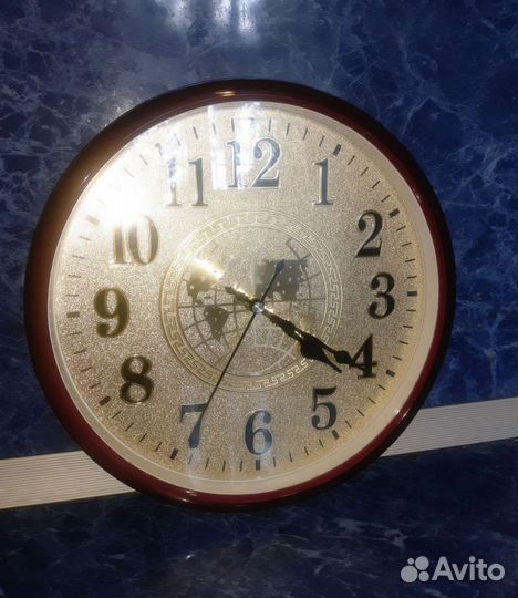 Часы настенные, настольные, интерьерные картины