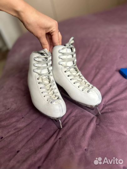 Фигурные коньки risport