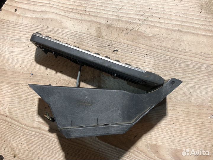 Педаль газа mercedes w204