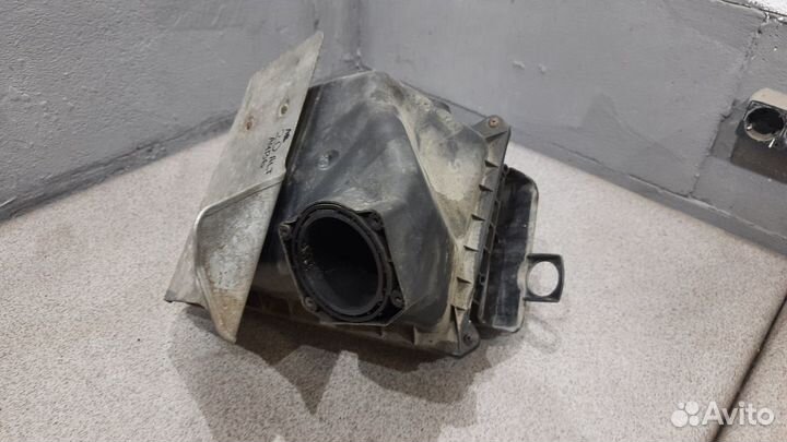 Корпус воздушного фильтра Audi A4 B6 2.0 ALT