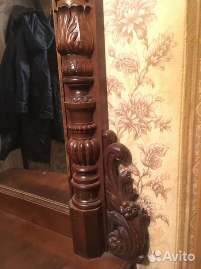 Зеркало - консоль для прихожей