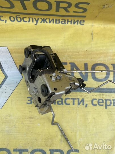 Замок передней правой двери Рено Дастер